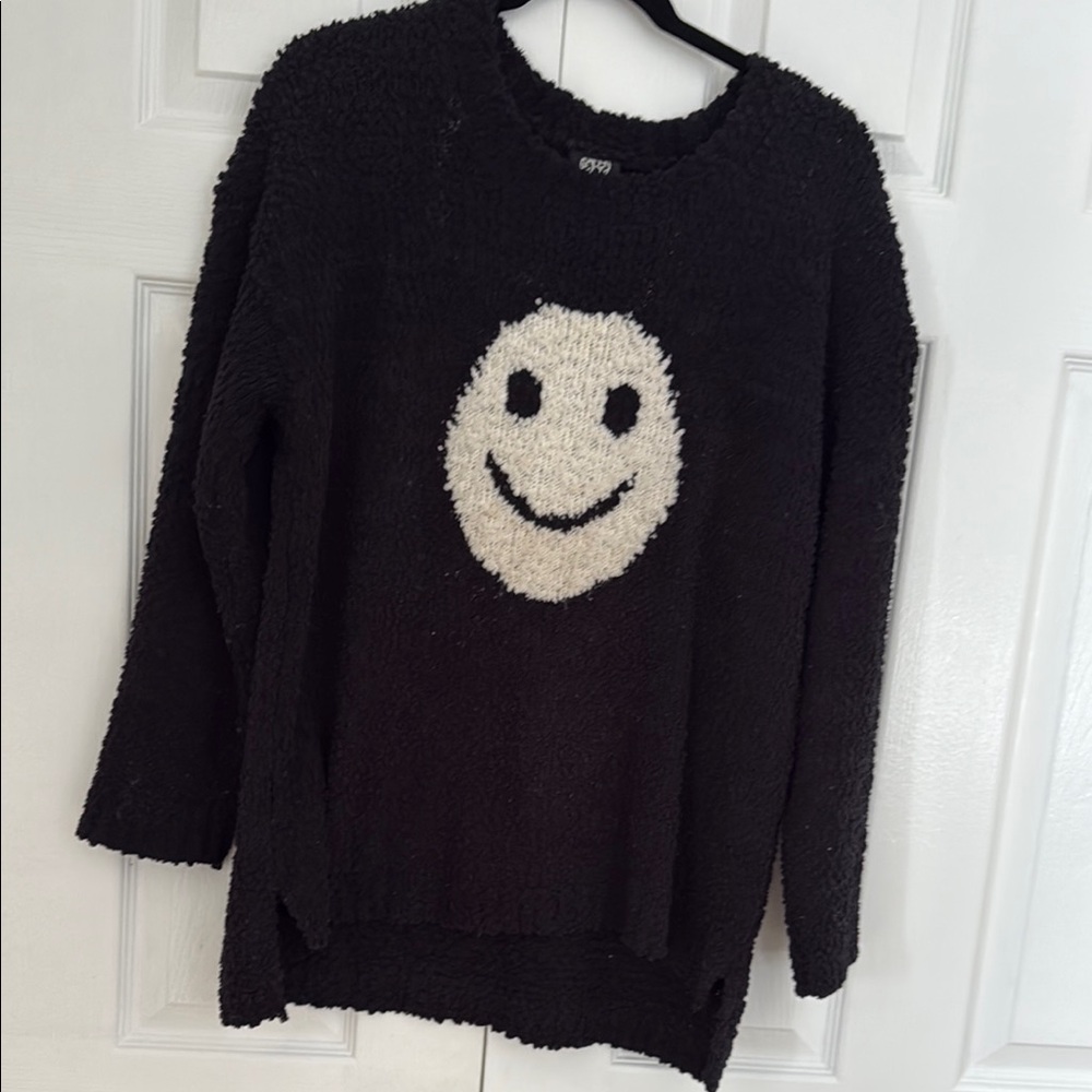 Bobeau Black and White Crew Neck Sweater with Smiley Design